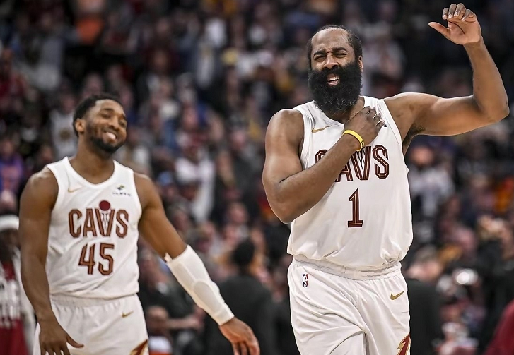 乐鱼app-拒绝18分大逆转！米切尔轰31+7+4，哈登23投21分，骑士争3不如保4